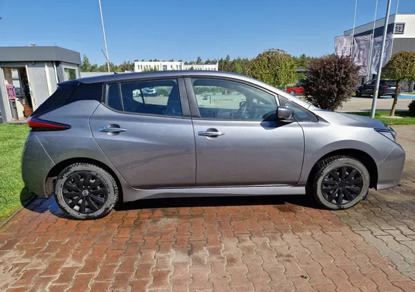 samochody osobowe Nissan Leaf cena 58500 przebieg: 1800, rok produkcji 2023 z Radzionków